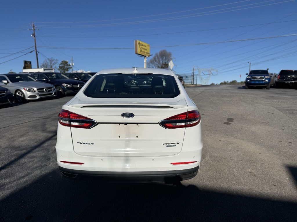 Ford Fusion Titanium FWD 2019