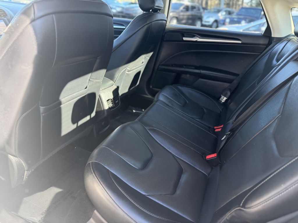 Ford Fusion Titanium FWD 2019