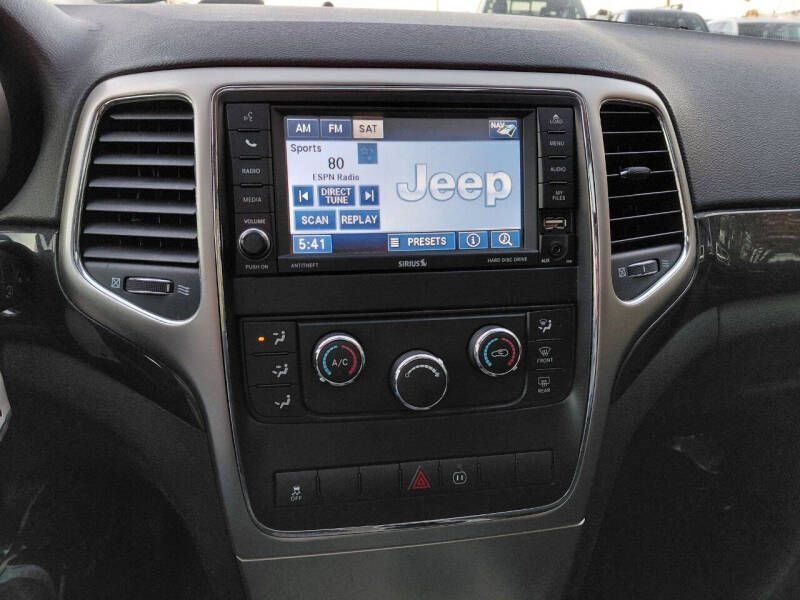 Jeep Grand Cherokee 4WD 4dr Laredo 2012