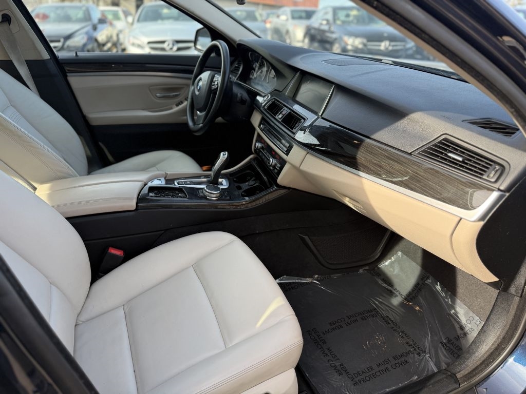 BMW 5 Series 4dr Sdn 535i RWD 2015