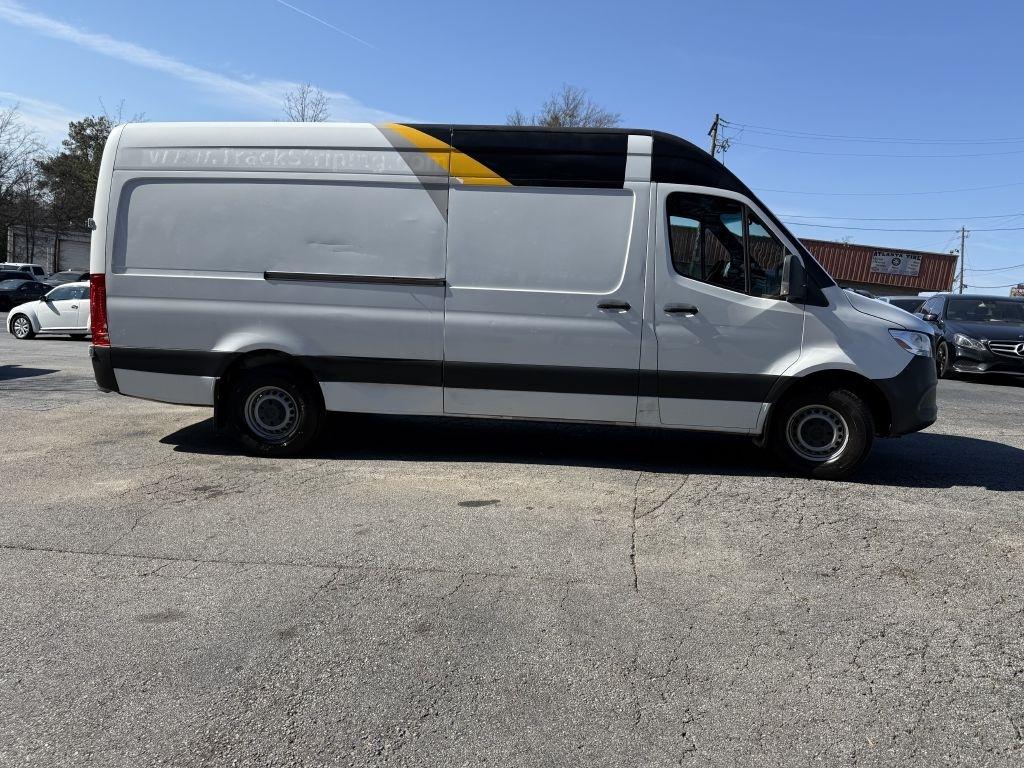 Mercedes-Benz Sprinter Cargo Van 2500 High Roof I4 Gas 170" RWD 2021