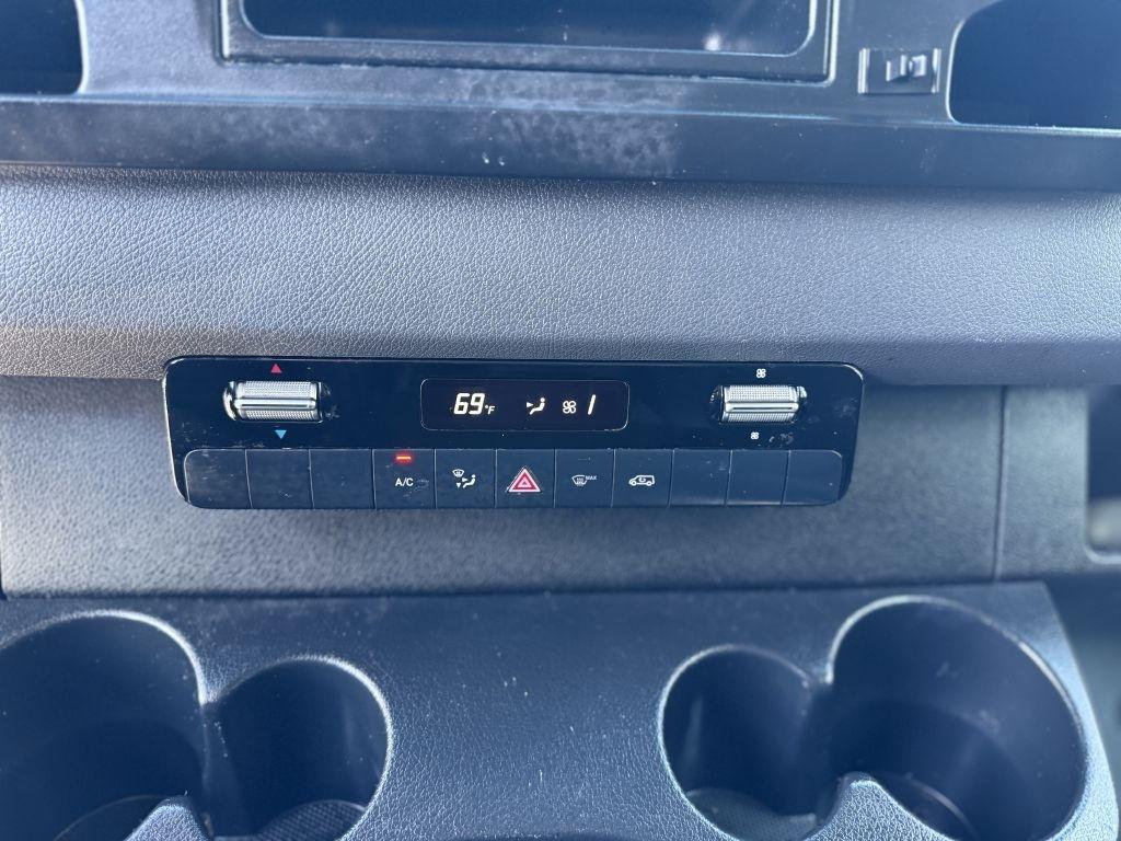 Mercedes-Benz Sprinter Cargo Van 2500 High Roof I4 Gas 170" RWD 2021