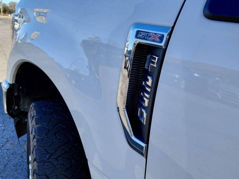 Ford Super Duty F-250 SRW King Ranch 4WD Crew Cab 8' Box 2020