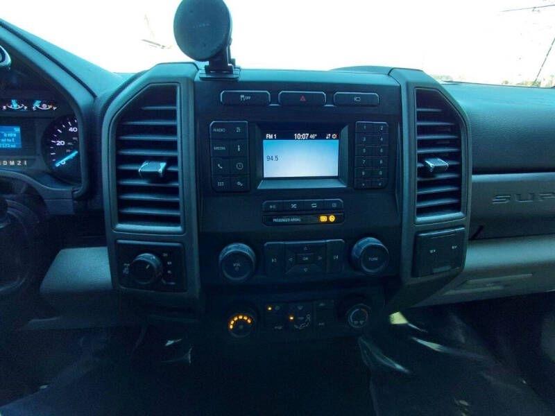 Ford Super Duty F-250 SRW King Ranch 4WD Crew Cab 8' Box 2020