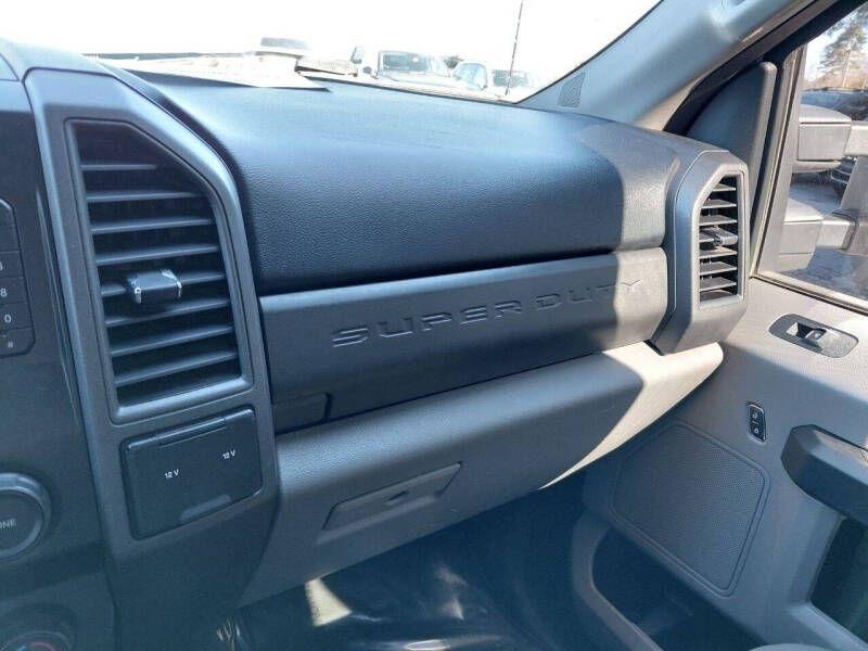 Ford Super Duty F-250 SRW King Ranch 4WD Crew Cab 8' Box 2020