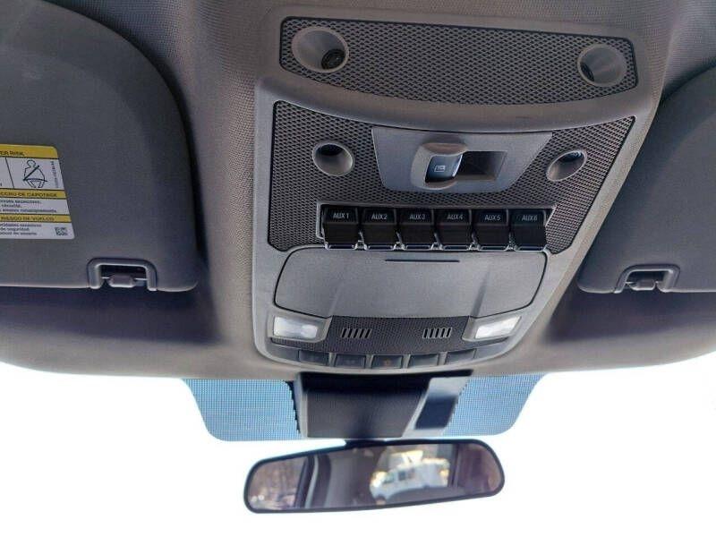 Ford Super Duty F-250 SRW King Ranch 4WD Crew Cab 8' Box 2020