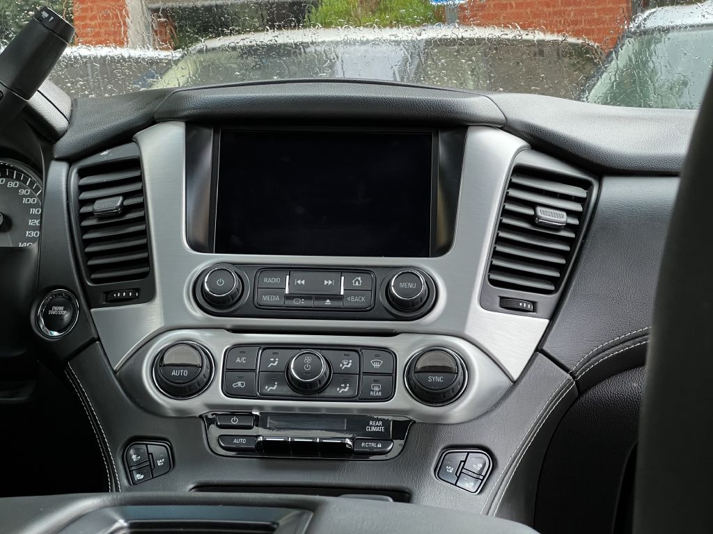 GMC Yukon XL 4WD 4dr SLT 2015