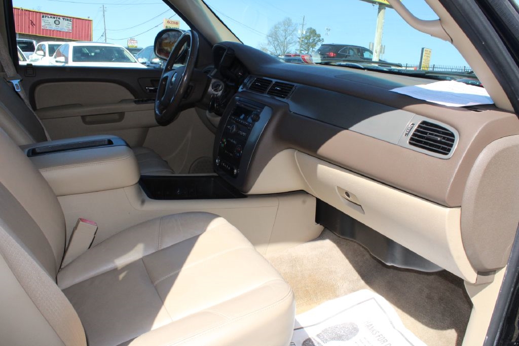 Chevrolet Tahoe 2WD 4dr 1500 LT 2010