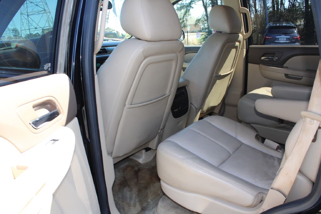 Chevrolet Tahoe 2WD 4dr 1500 LT 2010