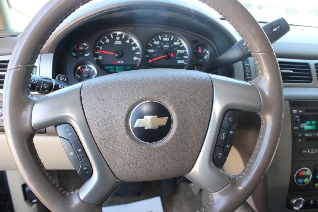 Chevrolet Tahoe 2WD 4dr 1500 LT 2010