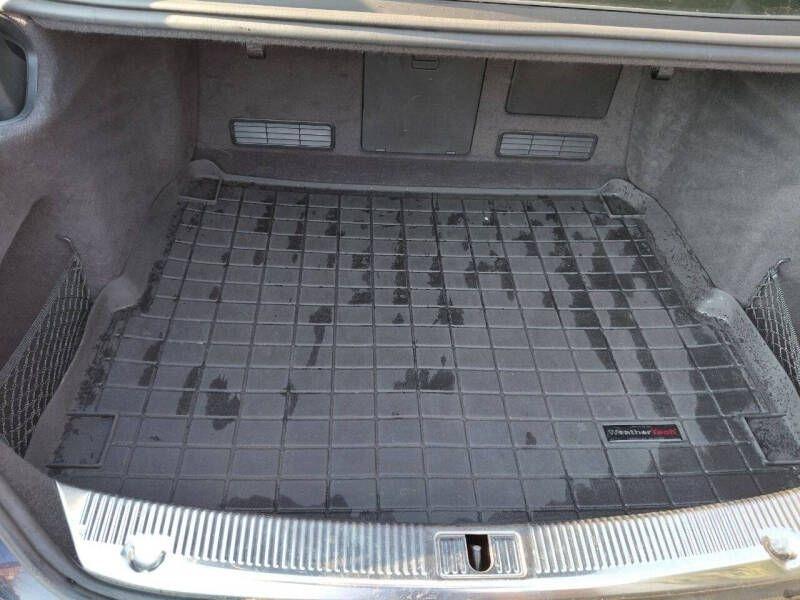 Audi A8 4dr Sdn 2011