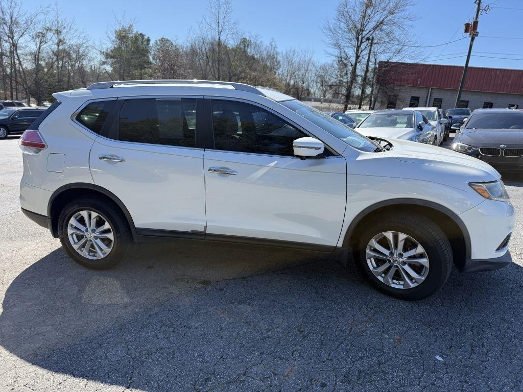 Nissan Rogue FWD 4dr SV 2016