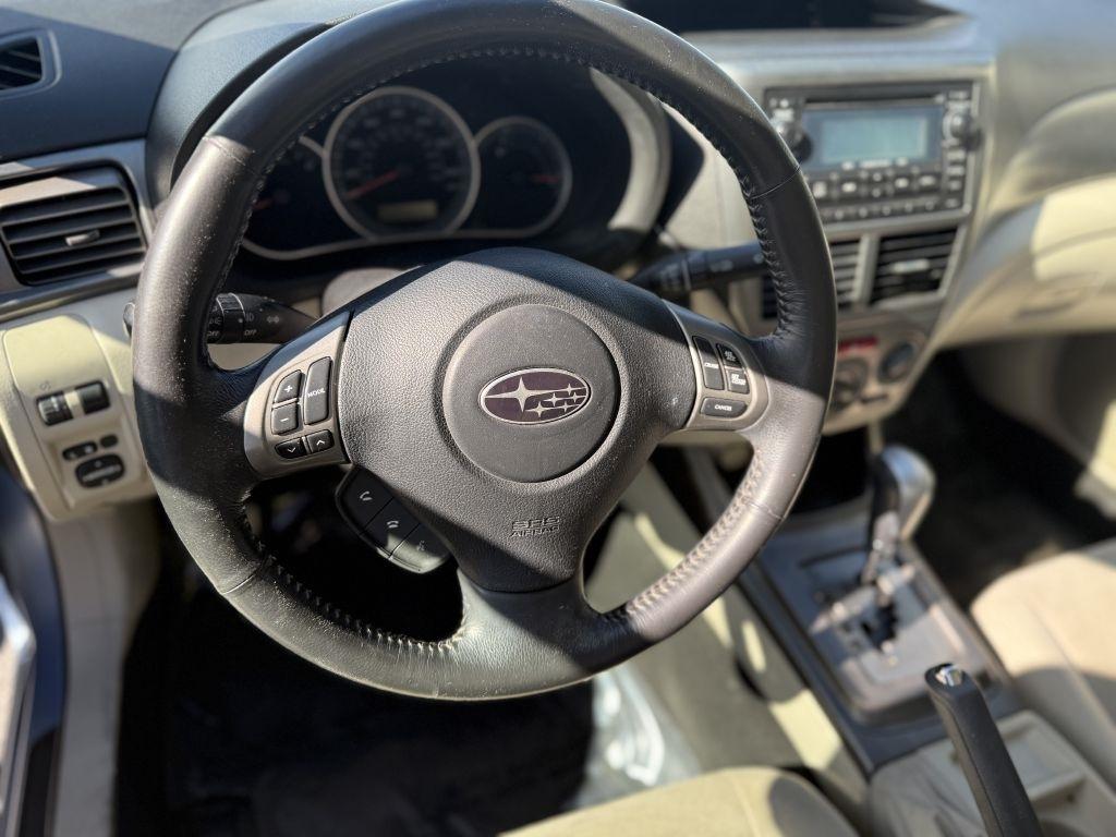 Subaru Impreza Sedan 4dr Auto 2.5i Premium w/Pwr Moonroof Value Pkg 2011