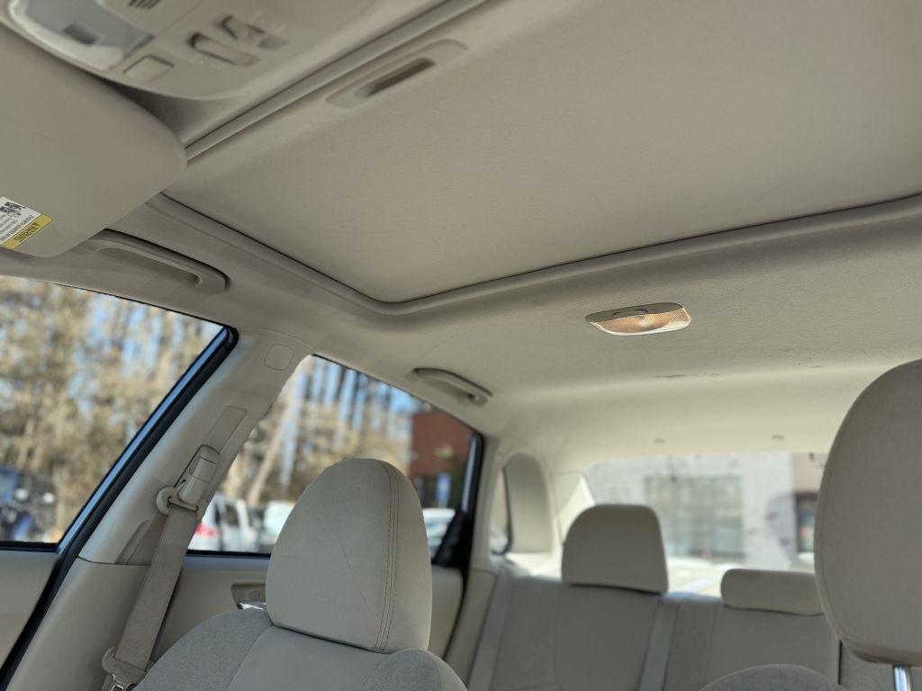 Subaru Impreza Sedan 4dr Auto 2.5i Premium w/Pwr Moonroof Value Pkg 2011