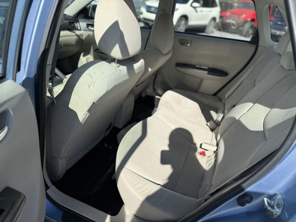 Subaru Impreza Sedan 4dr Auto 2.5i Premium w/Pwr Moonroof Value Pkg 2011