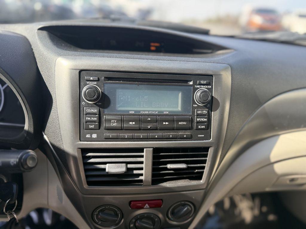 Subaru Impreza Sedan 4dr Auto 2.5i Premium w/Pwr Moonroof Value Pkg 2011