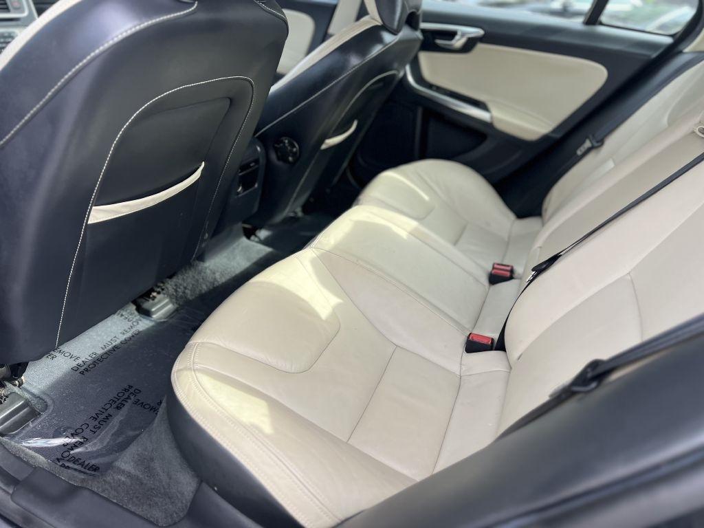 Volvo S60 4dr Sdn T5 FWD 2013