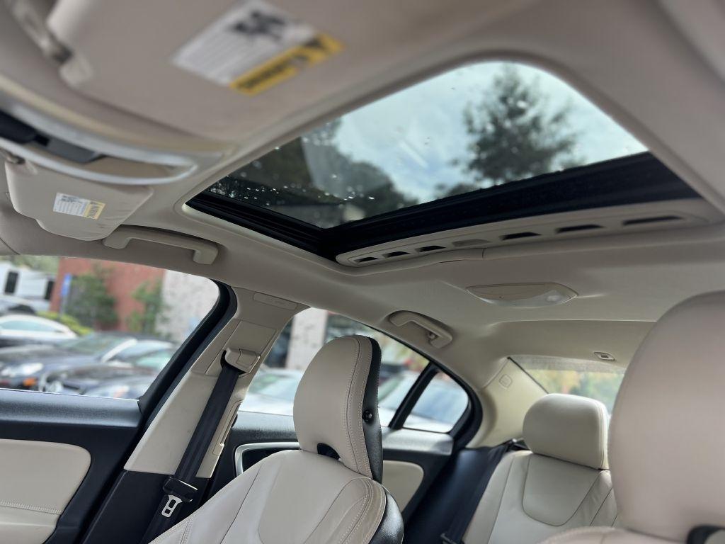 Volvo S60 4dr Sdn T5 FWD 2013