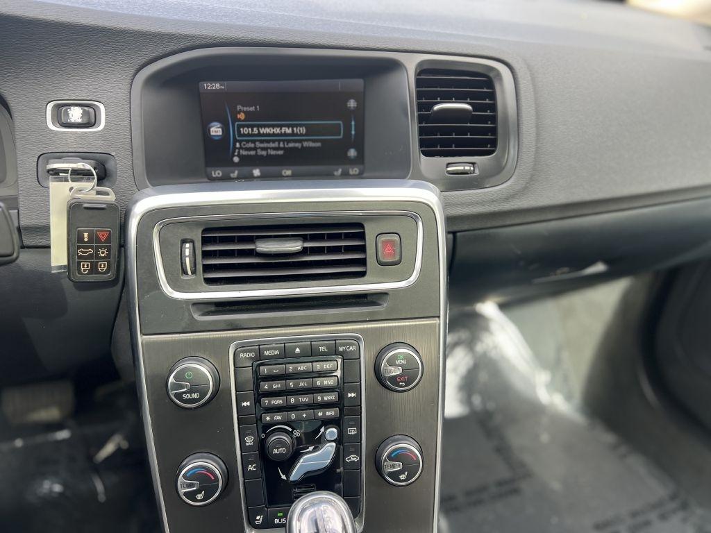 Volvo S60 4dr Sdn T5 FWD 2013