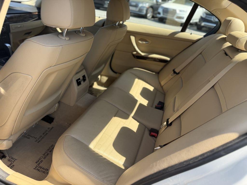 BMW 3 Series 4dr Sdn 335i RWD South Africa 2011