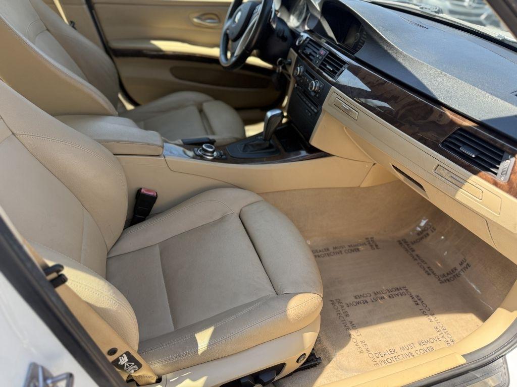 BMW 3 Series 4dr Sdn 335i RWD South Africa 2011