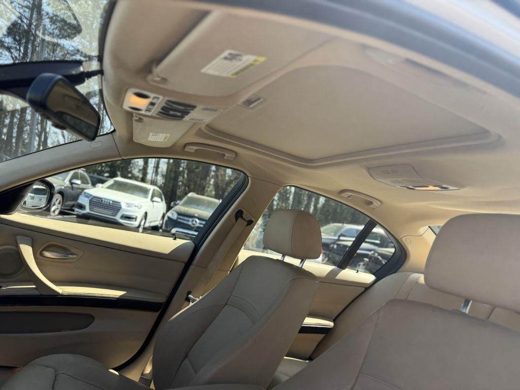 BMW 3 Series 4dr Sdn 335i RWD South Africa 2011