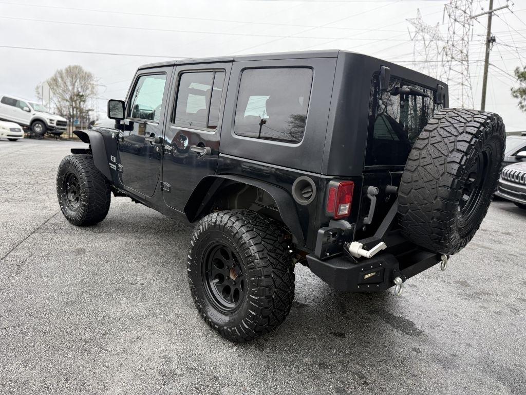 Jeep Wrangler Unlimited 4WD 4dr X 2009