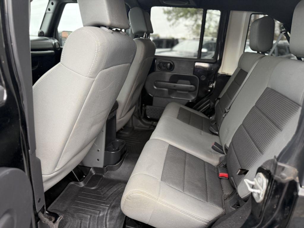 Jeep Wrangler Unlimited 4WD 4dr X 2009