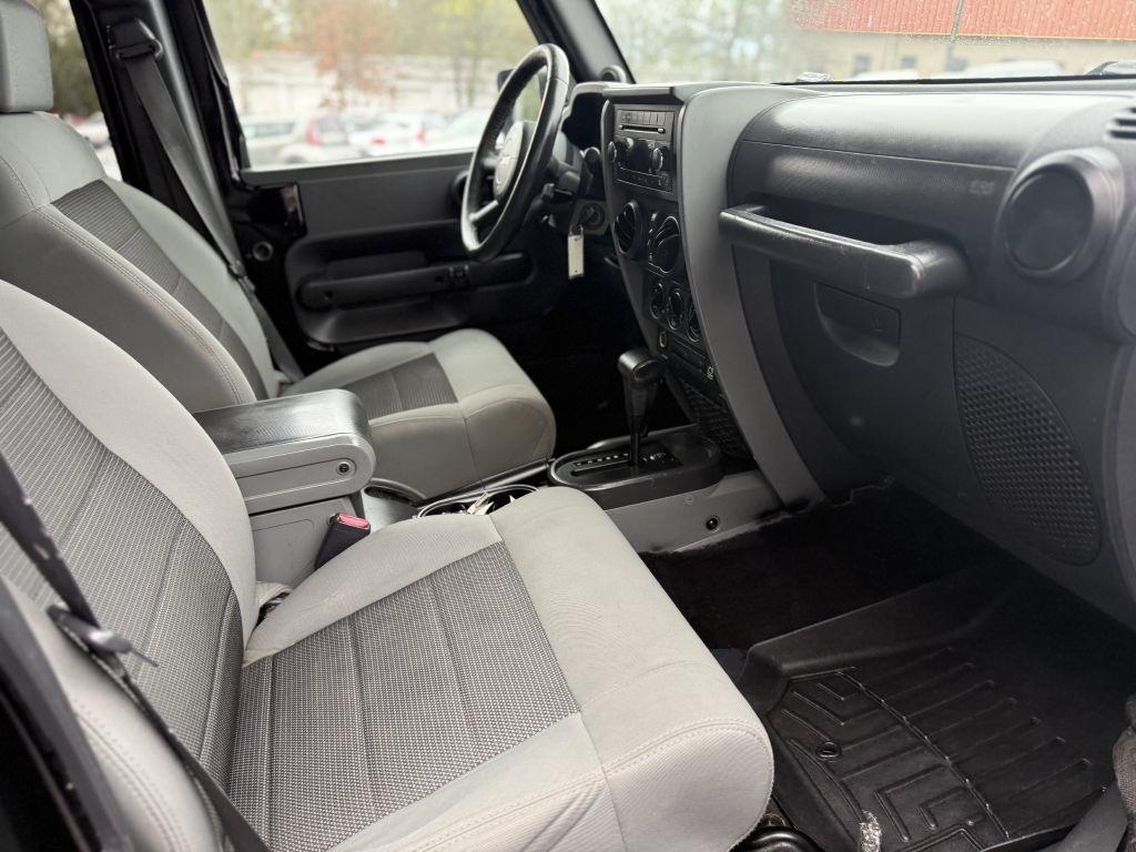 Jeep Wrangler Unlimited 4WD 4dr X 2009