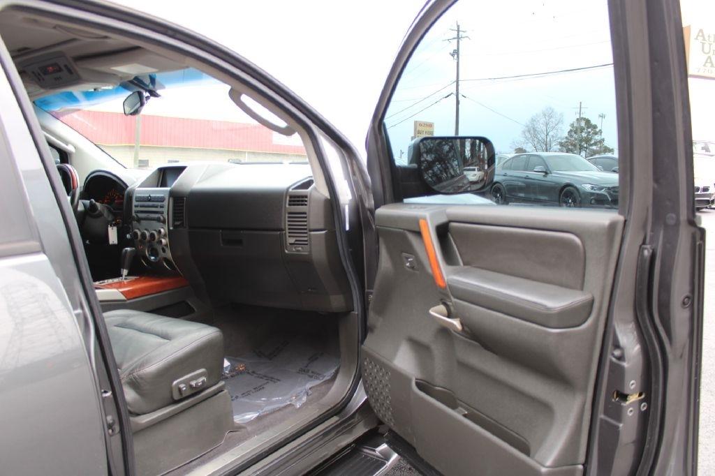 Infiniti QX56 4dr 4WD 2005