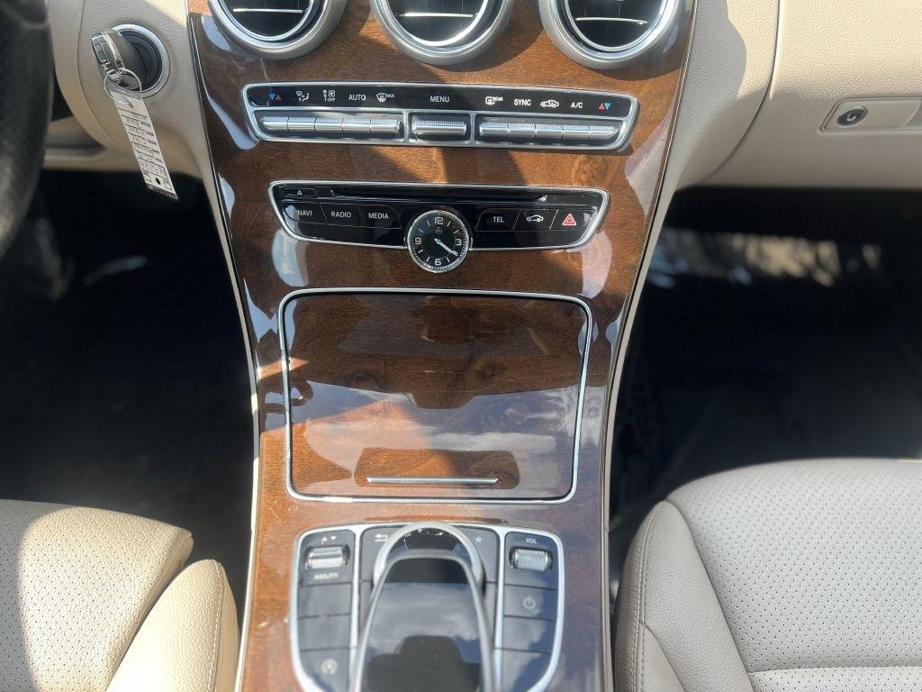 Mercedes-Benz C-Class 4dr Sdn C 300 RWD 2015