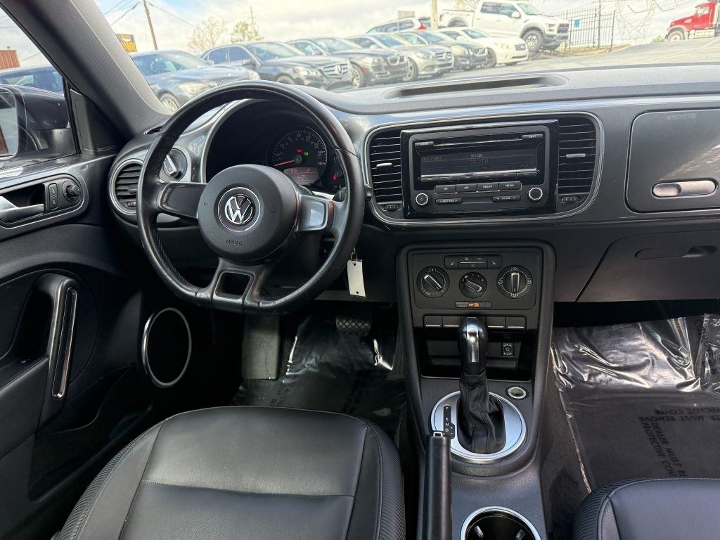 Volkswagen Beetle 2dr Cpe Auto 2.5L 2012