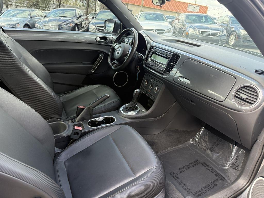 Volkswagen Beetle 2dr Cpe Auto 2.5L 2012