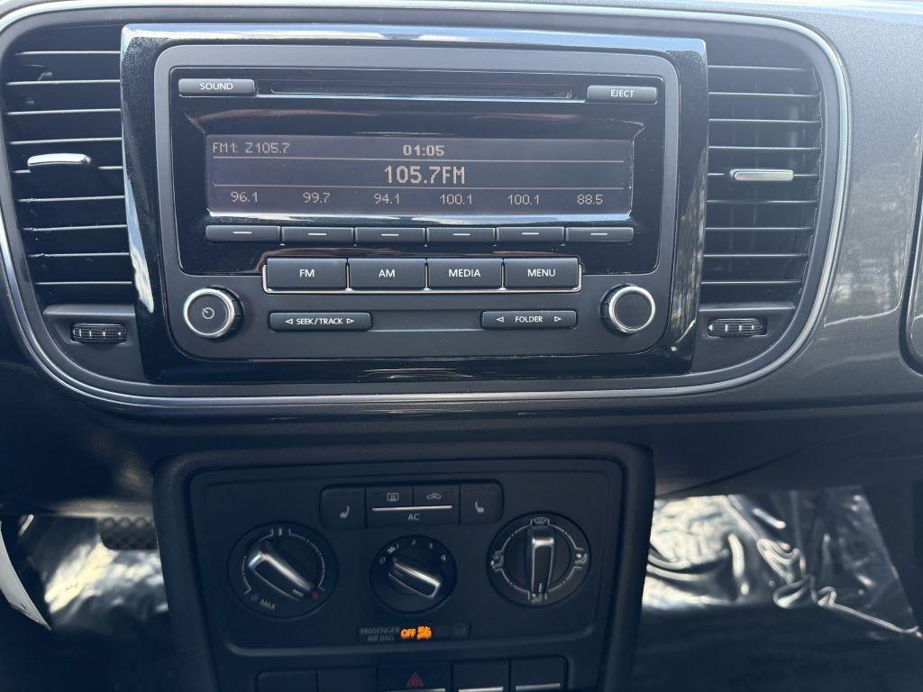 Volkswagen Beetle 2dr Cpe Auto 2.5L 2012