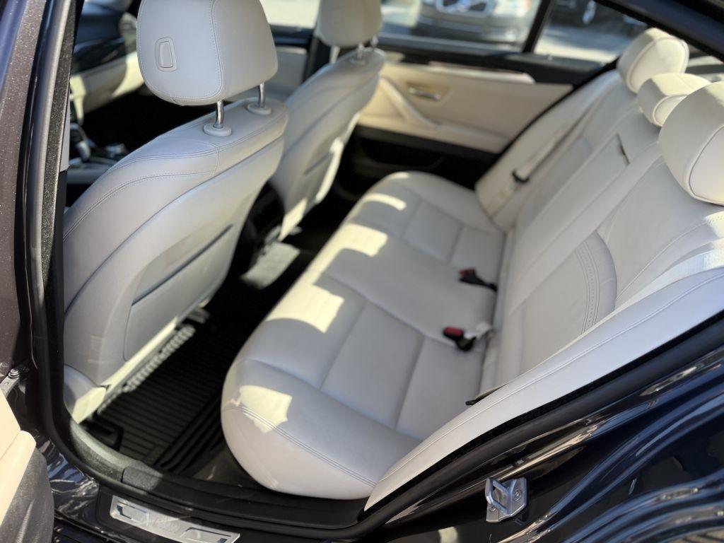 BMW 5 Series 4dr Sdn 528i RWD 2014