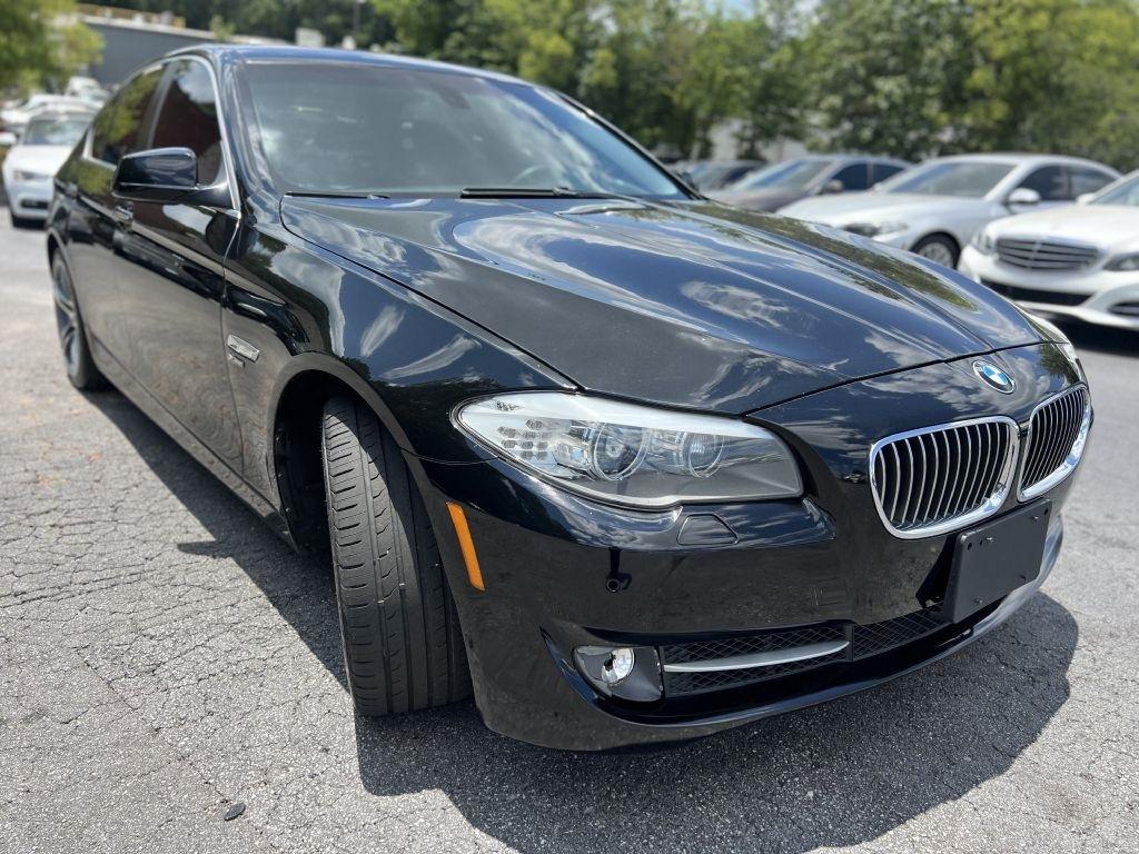 BMW 5 Series 4dr Sdn 528i xDrive AWD 2012