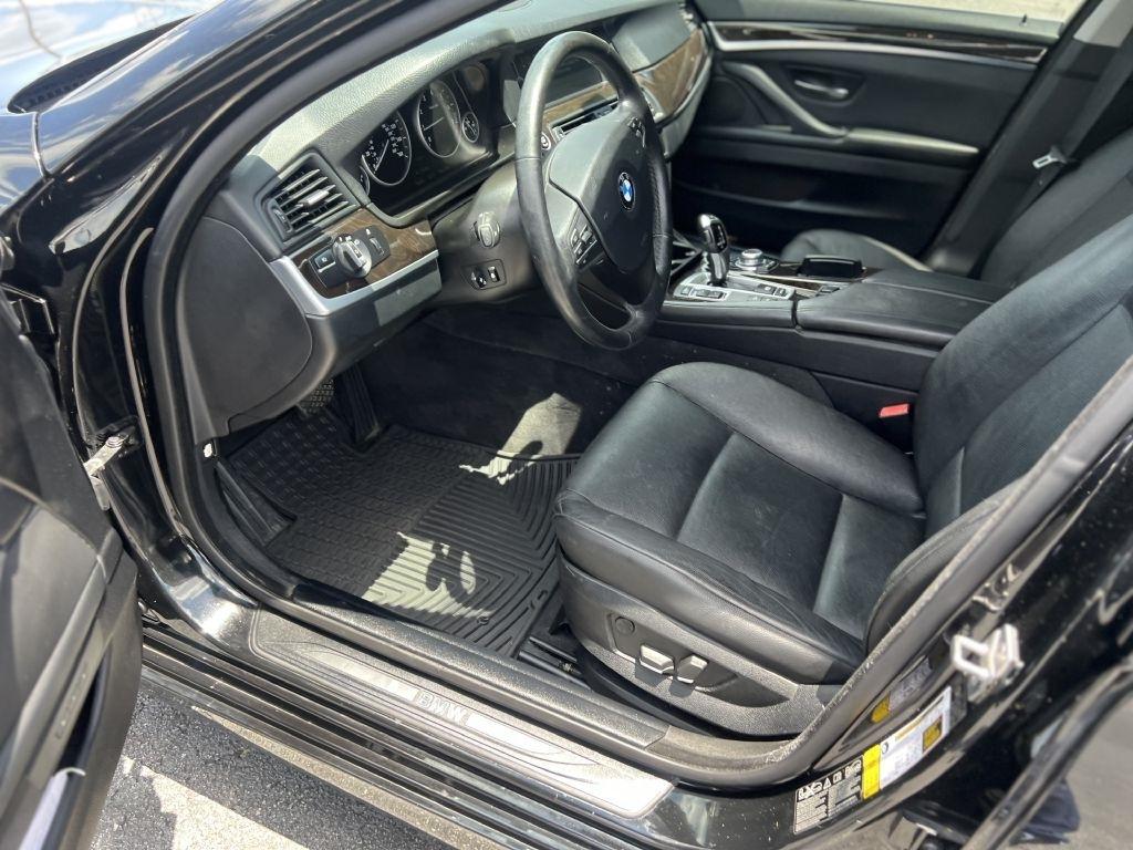 BMW 5 Series 4dr Sdn 528i xDrive AWD 2012