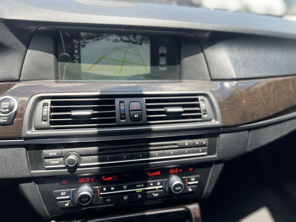 BMW 5 Series 4dr Sdn 528i xDrive AWD 2012