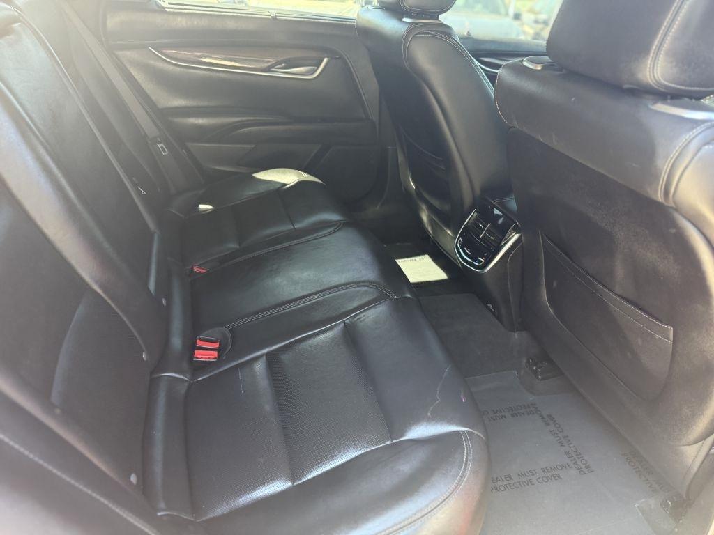 Cadillac XTS 4dr Sdn Premium FWD 2015