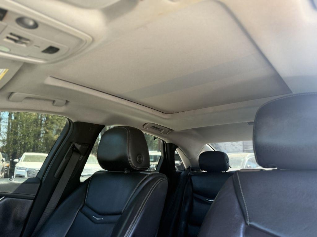 Cadillac XTS 4dr Sdn Premium FWD 2015