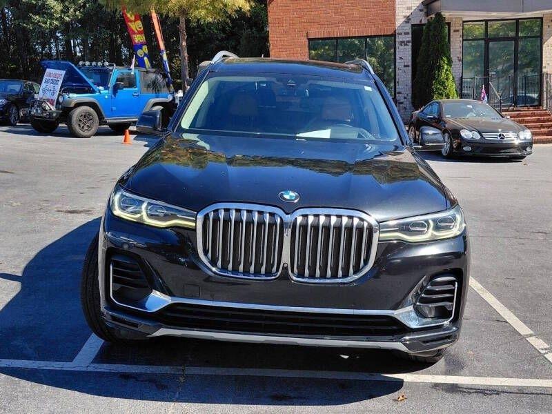 BMW X7 xDrive40i Sports Activity Vehicle 2021