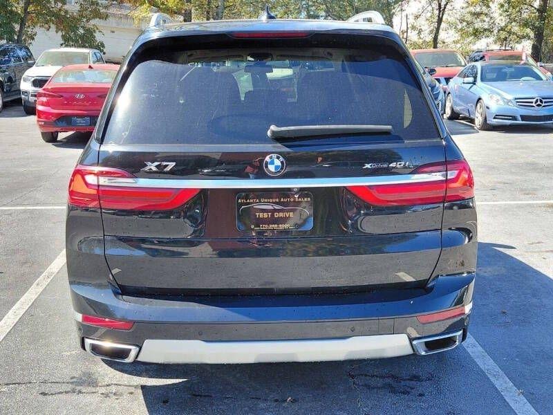 BMW X7 xDrive40i Sports Activity Vehicle 2021