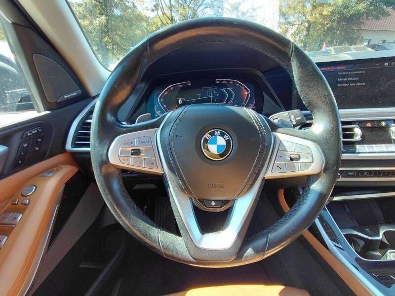 BMW X7 xDrive40i Sports Activity Vehicle 2021