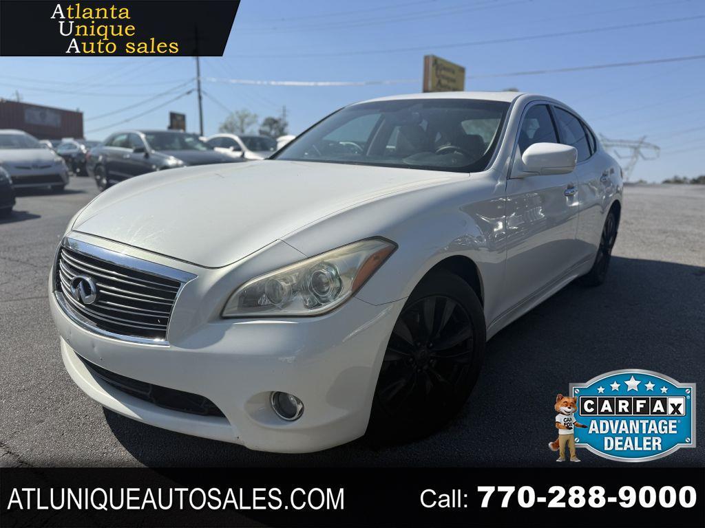 2011 INFINITI M56 RWD