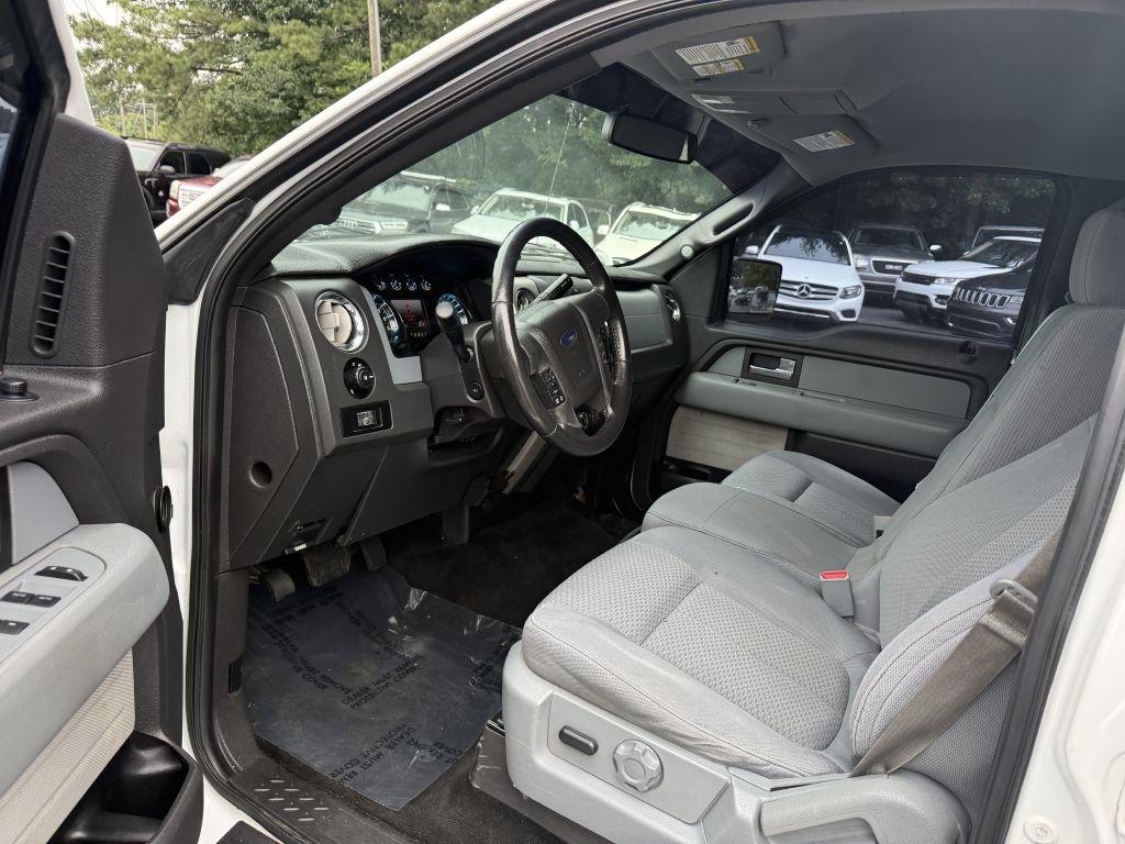 Ford F-150 2WD SuperCrew 145" Platinum 2013