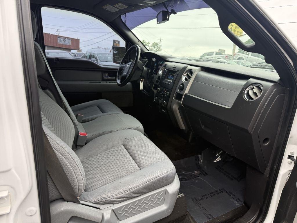 Ford F-150 2WD SuperCrew 145" Platinum 2013