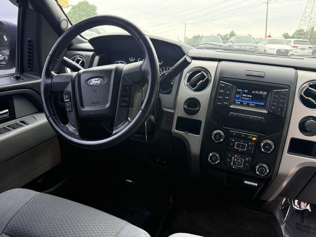 Ford F-150 2WD SuperCrew 145" Platinum 2013