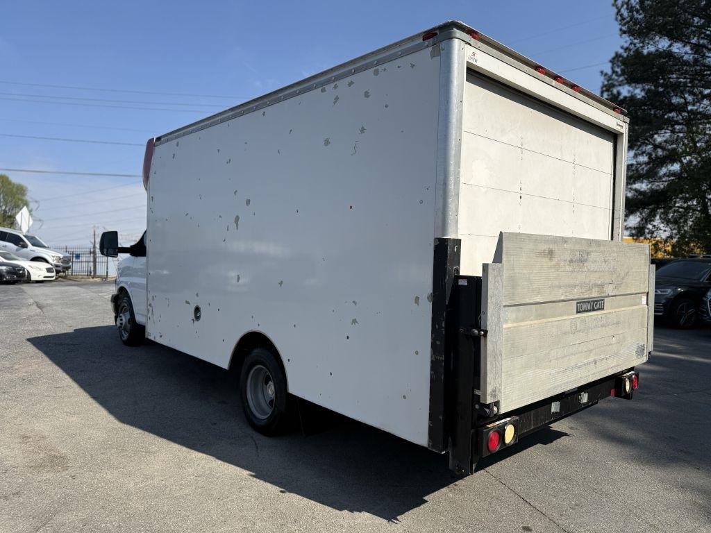 Chevrolet Express Commercial Cutaway 3500 Van 159" 2017