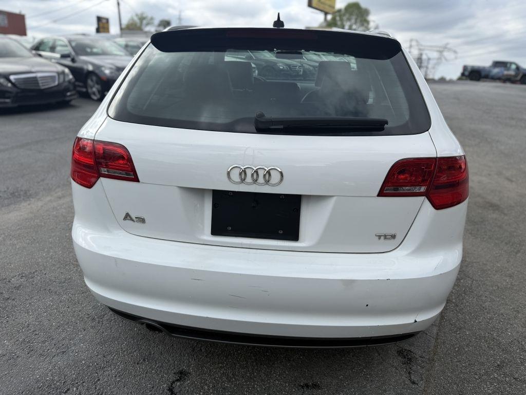 Audi A3 4dr HB S tronic FrontTrak 2.0 TDI Premium Plus 2012