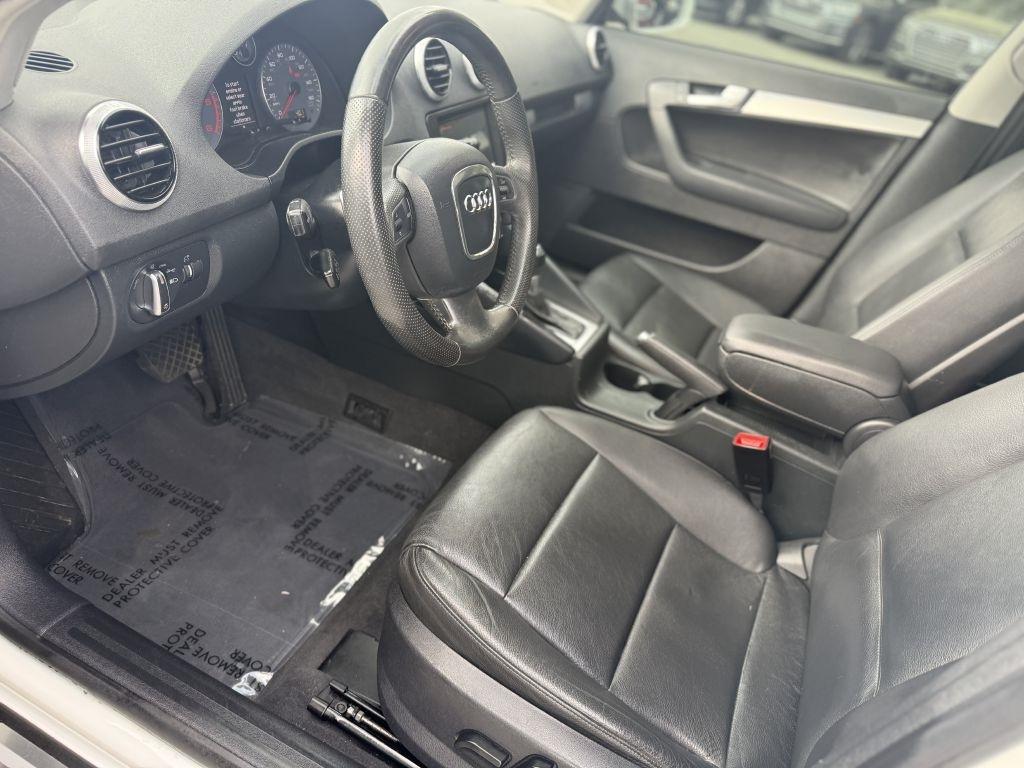 Audi A3 4dr HB S tronic FrontTrak 2.0 TDI Premium Plus 2012